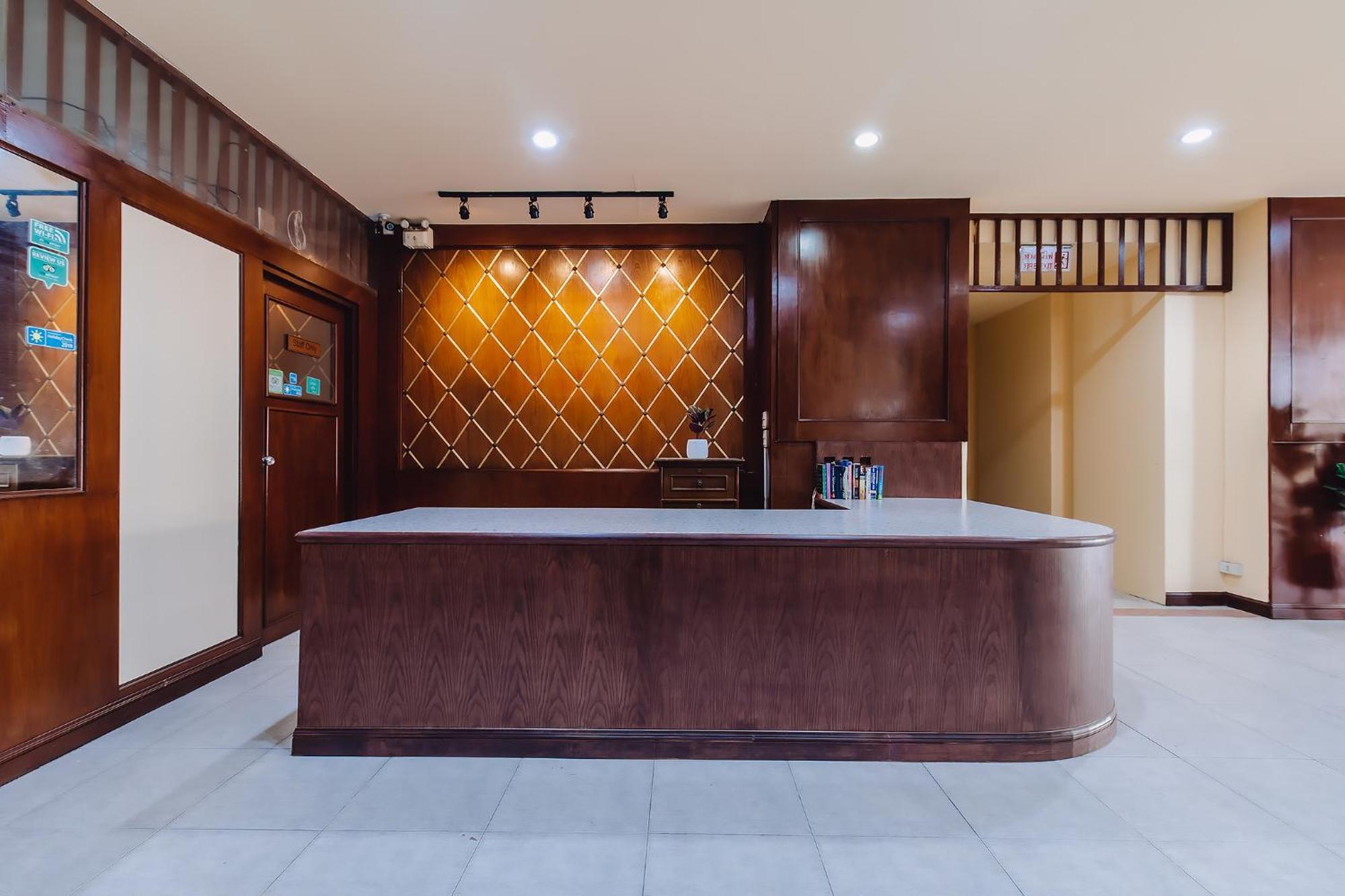 Bauman-Ville Hotel Patong Kültér fotó