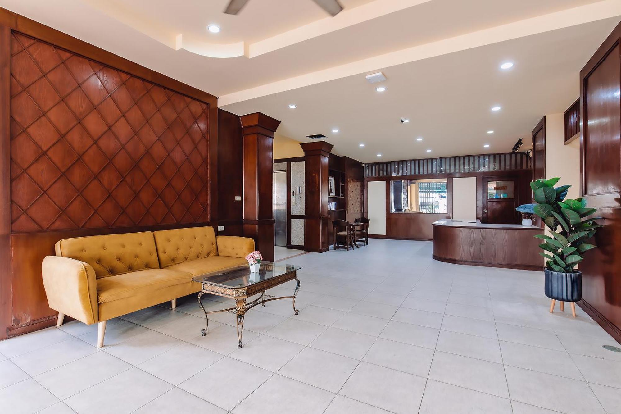 Bauman-Ville Hotel Patong Kültér fotó