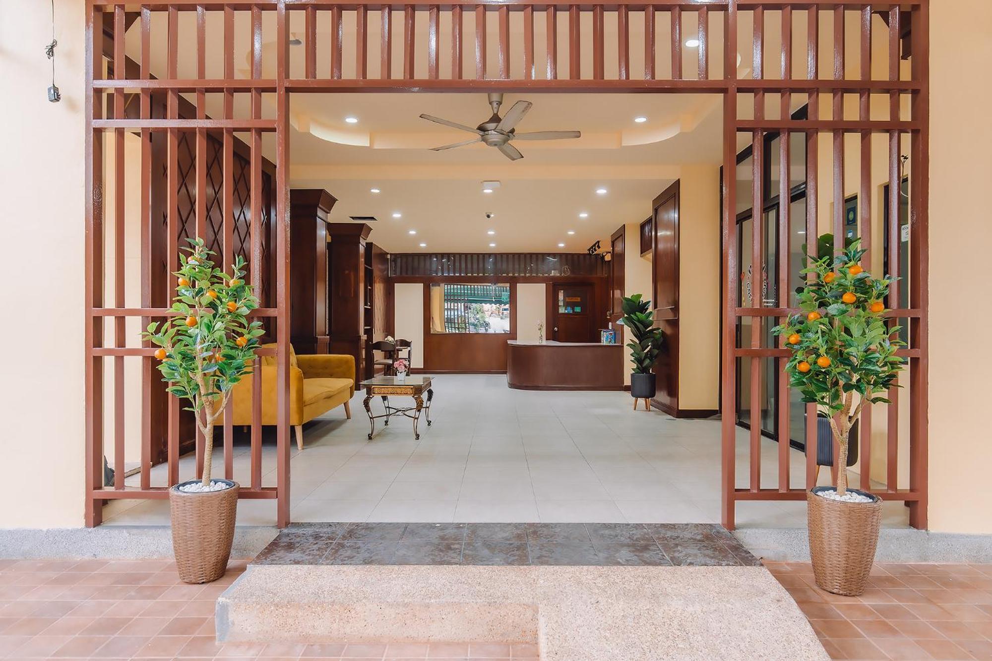 Bauman-Ville Hotel Patong Kültér fotó